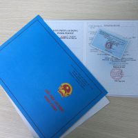 労働許可証（ワークパーミット）と一次在留許可証（レジデンスカード）