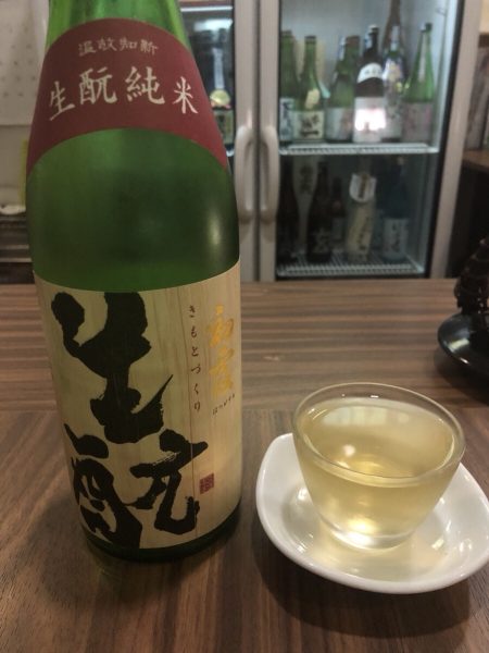 ベトナム ホーチミン 日本酒で乾杯