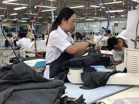 ベトナム 縫製工場 ユニマックスサイゴン