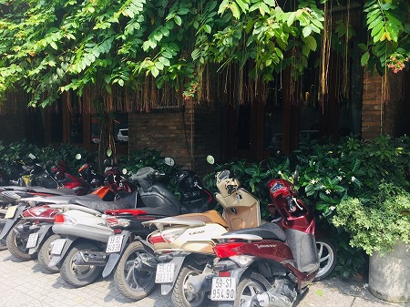 ベトナム　ホーチミン　バイク　実体験