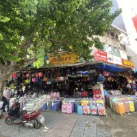 ホーチミンでスーツケース修理を頼めるバッグ販売店（Cửa hàng Vali Phương My）