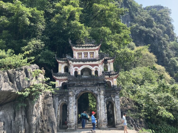 写真（ビックドン寺院）