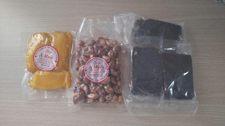 購入した商品3点